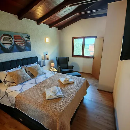 Апартаменты Olive And Herb Retreat Пула