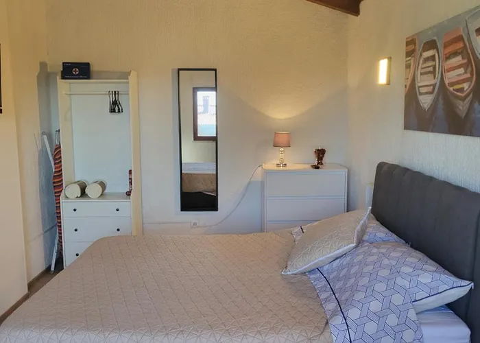 Olive And Herb Retreat 아파트 *
